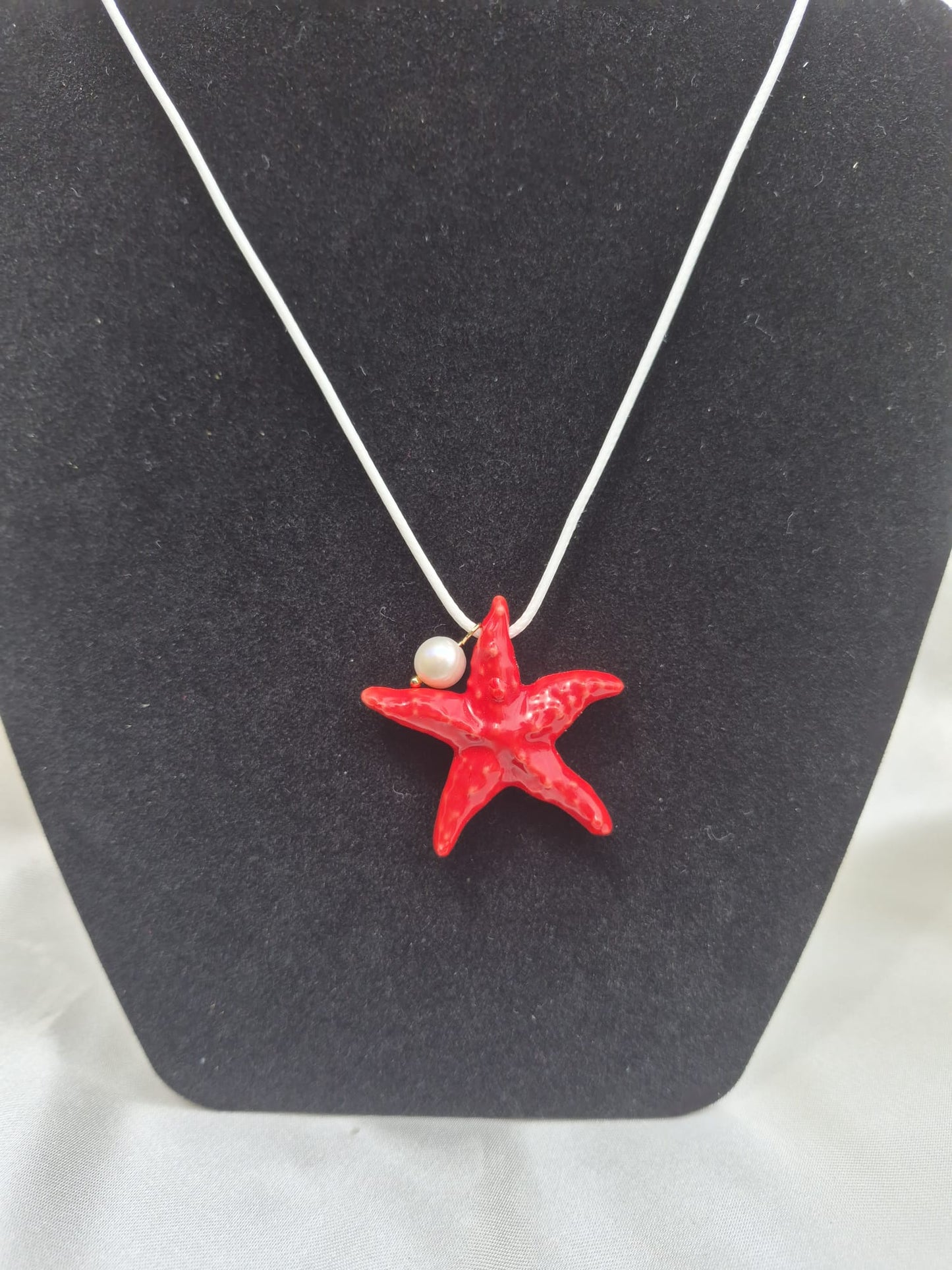 Collar: Estrella Roja