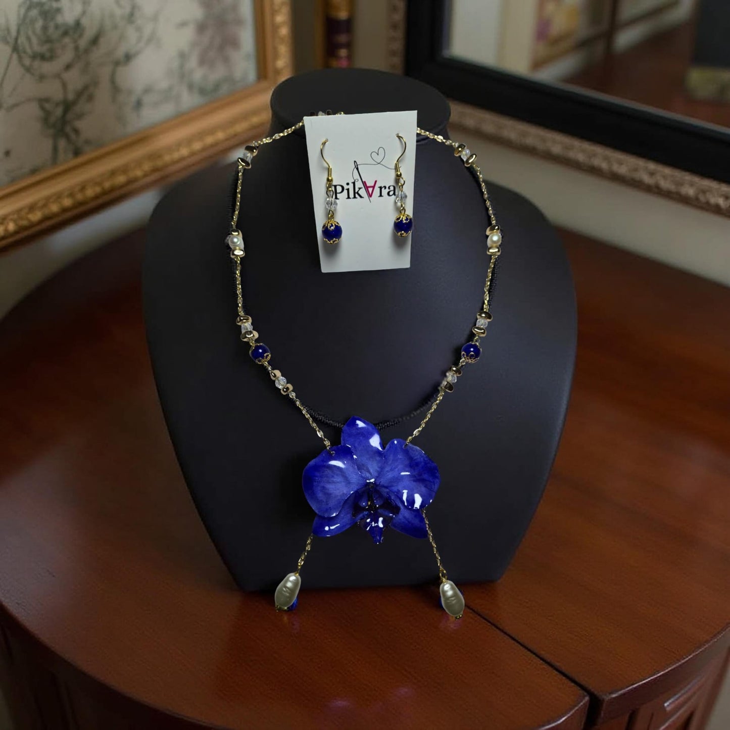Collar de Orquídea: Azul