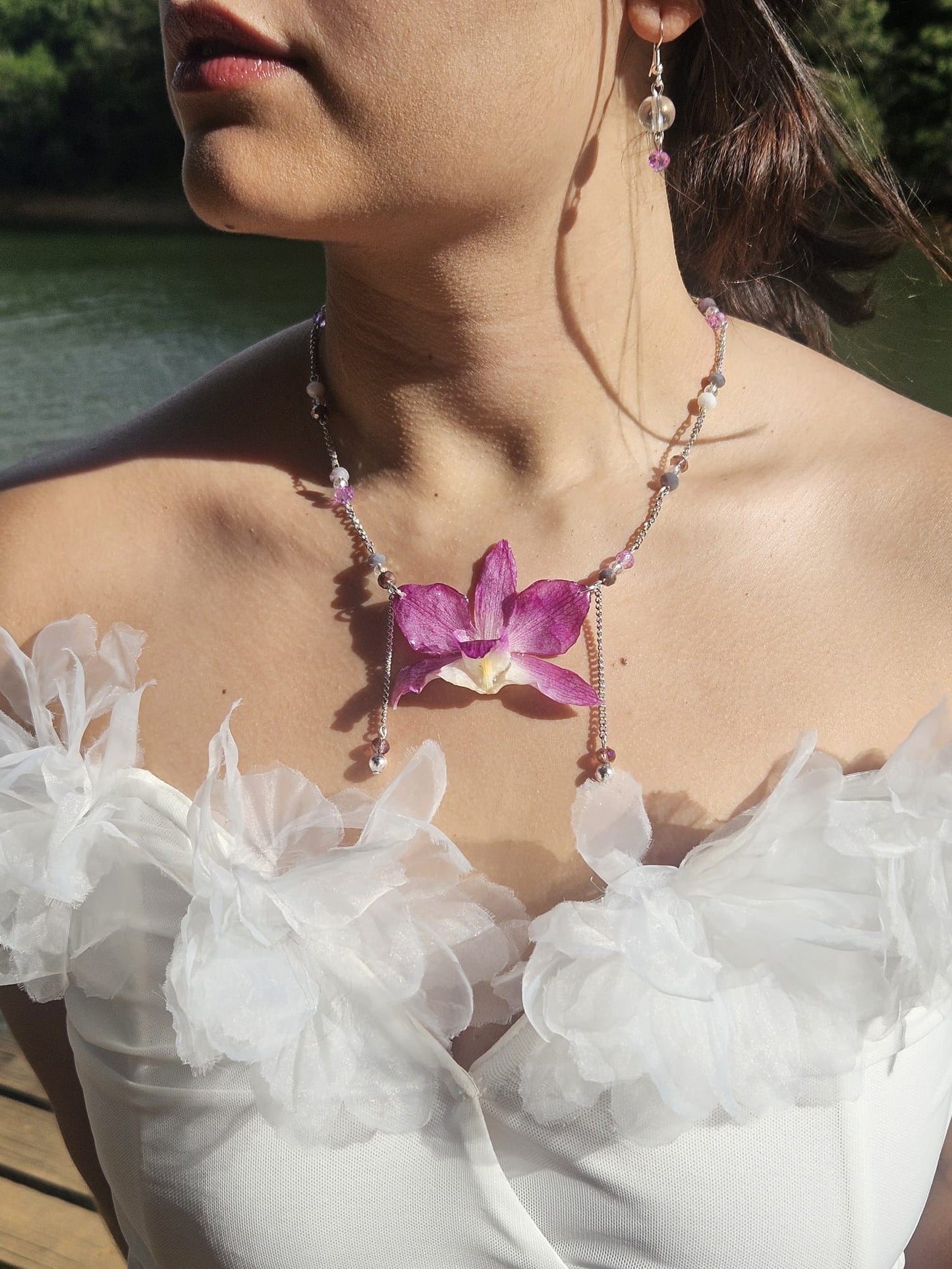 Collar de Orquidea: Violeta