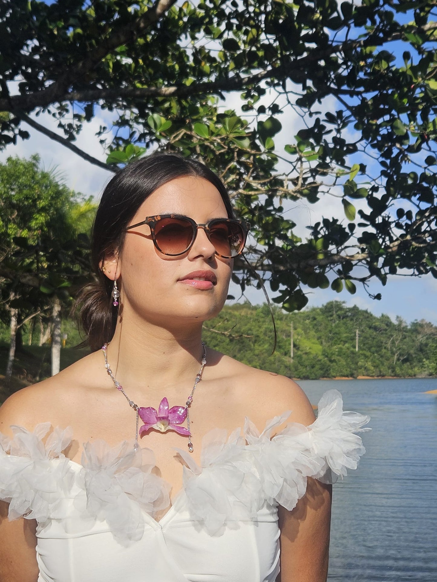 Collar de Orquidea: Violeta
