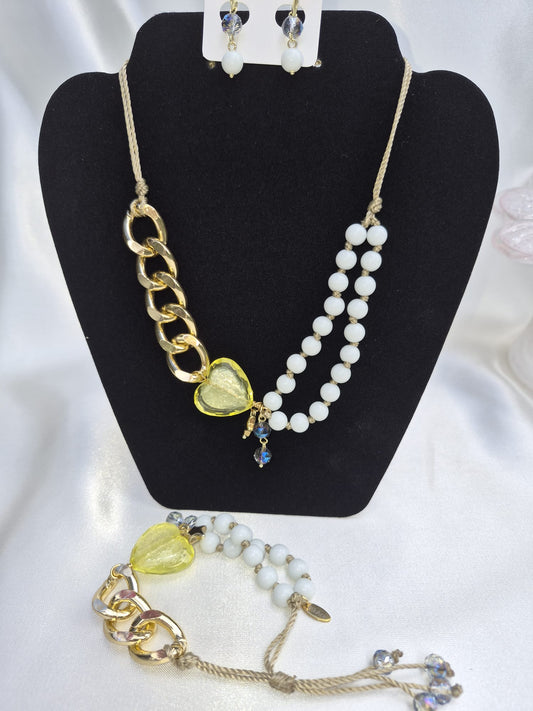 Set de collar: 3 piezas (Color Amarillo)