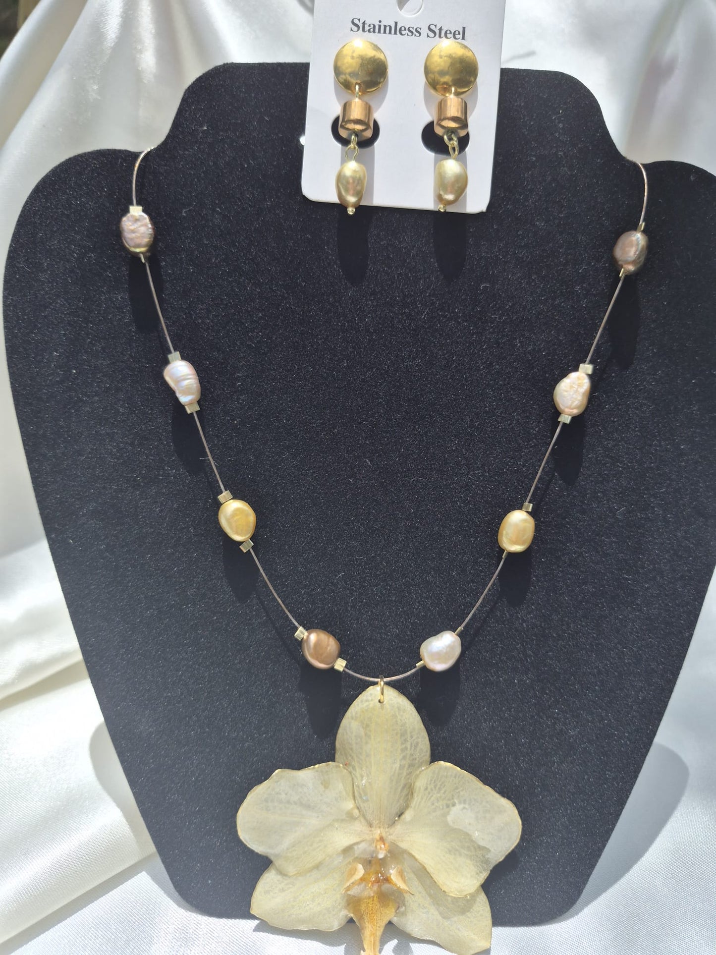 Collar: Orquídea