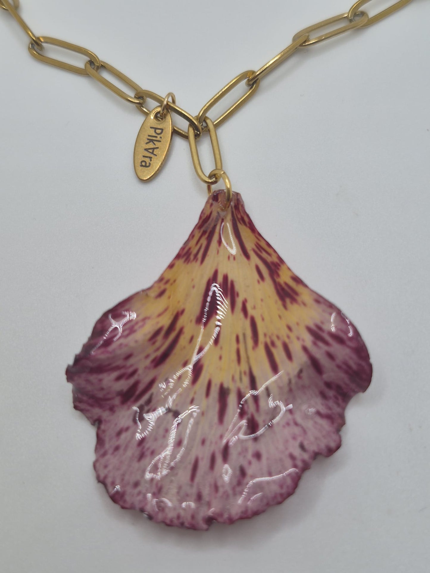 Collar Flor de Flamboyán: