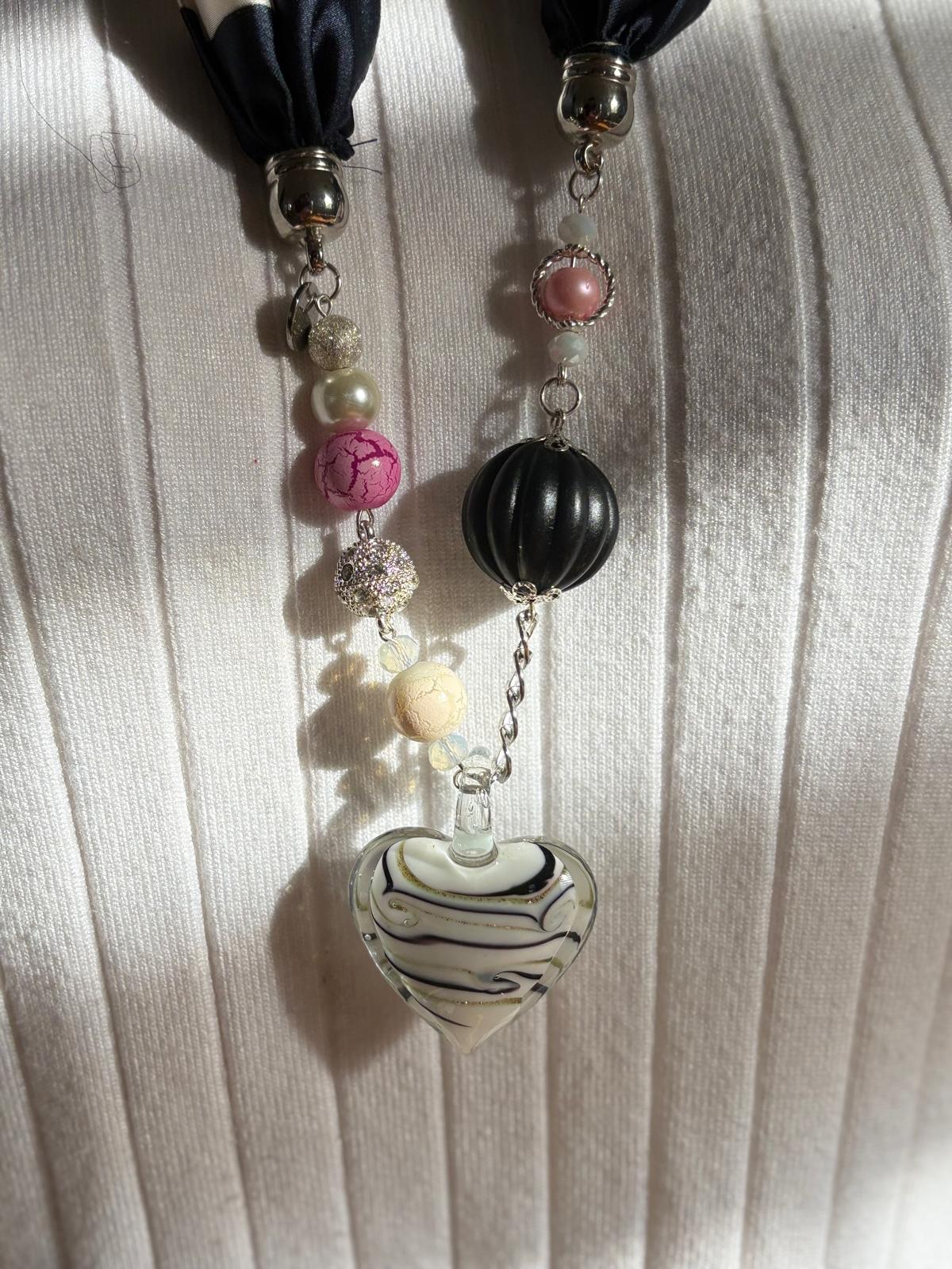 Collar : Corazón en cristal
