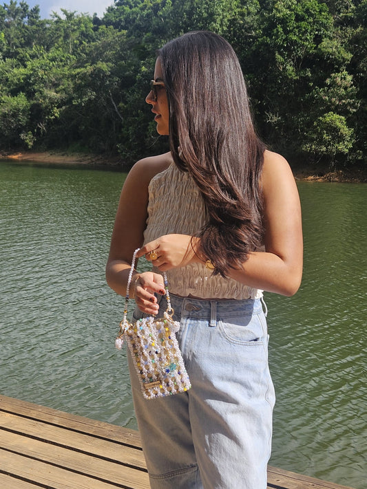 Cartera en Perlas: Blanca y Colores