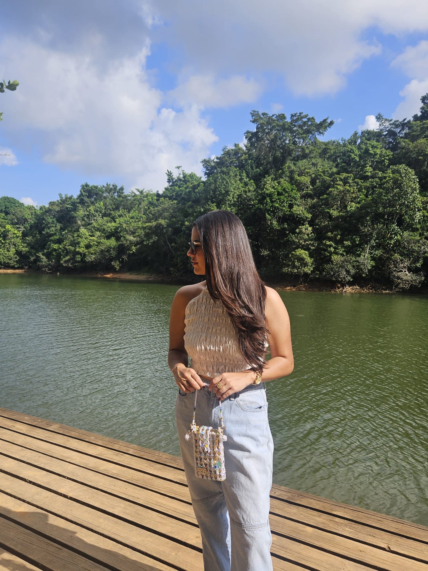 Cartera en Perlas: Blanca y Colores