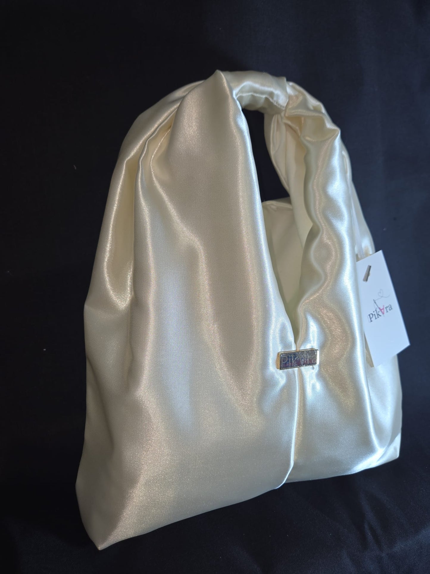 Bolso Satinado: Blanco Perlado