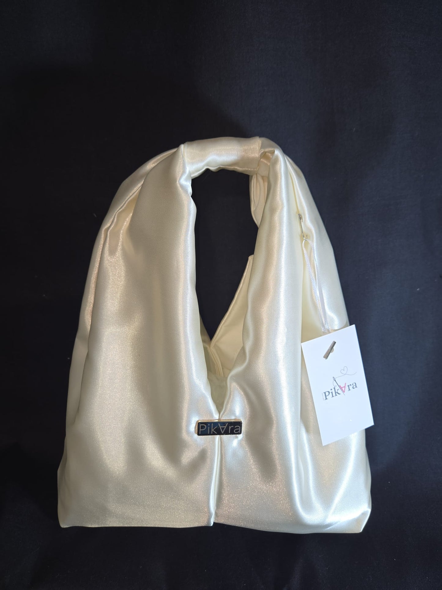 Bolso Satinado: Blanco Perlado