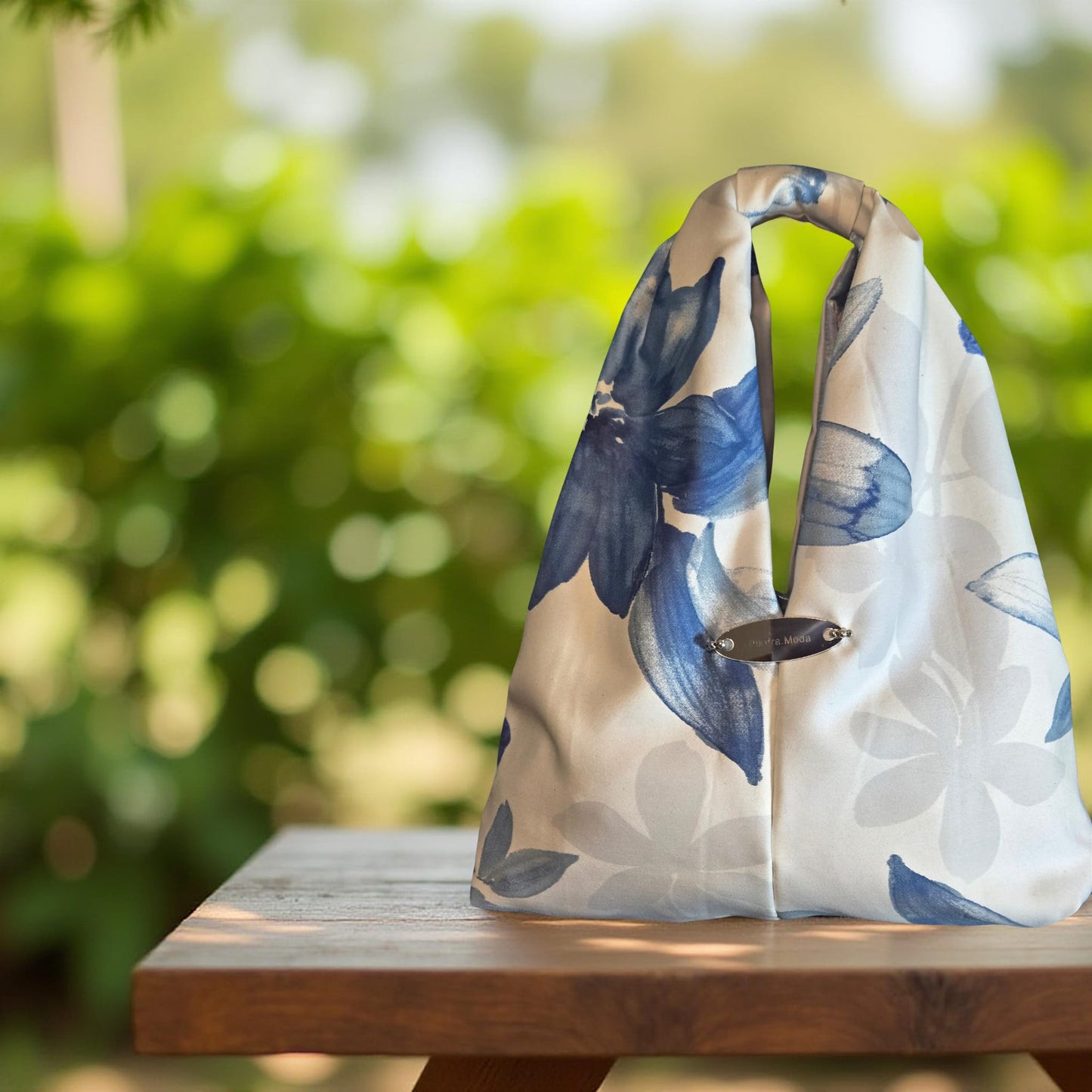 Bolso en tela: Floreada azul y Blanca