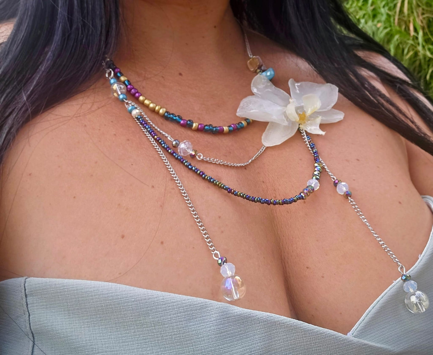 Set collar de orquídea real blanca,