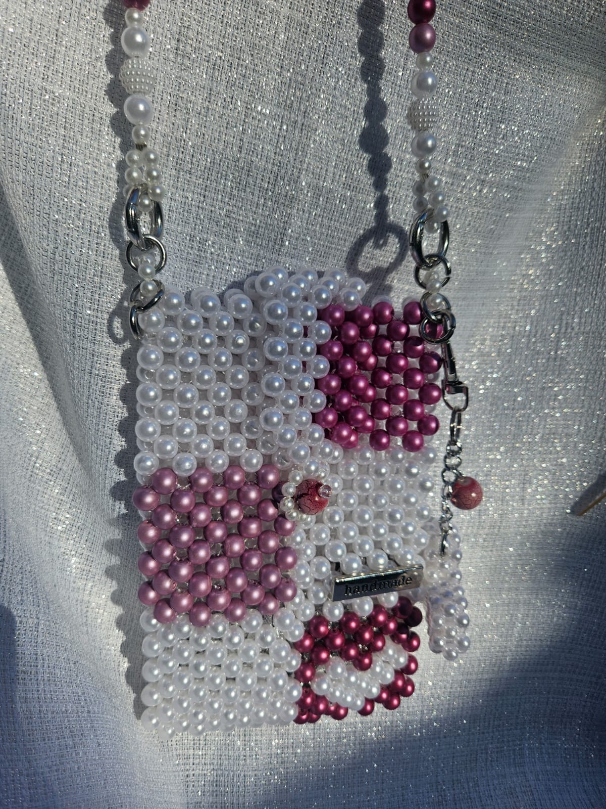 Cartera en Perlas: Cuadros Rosas