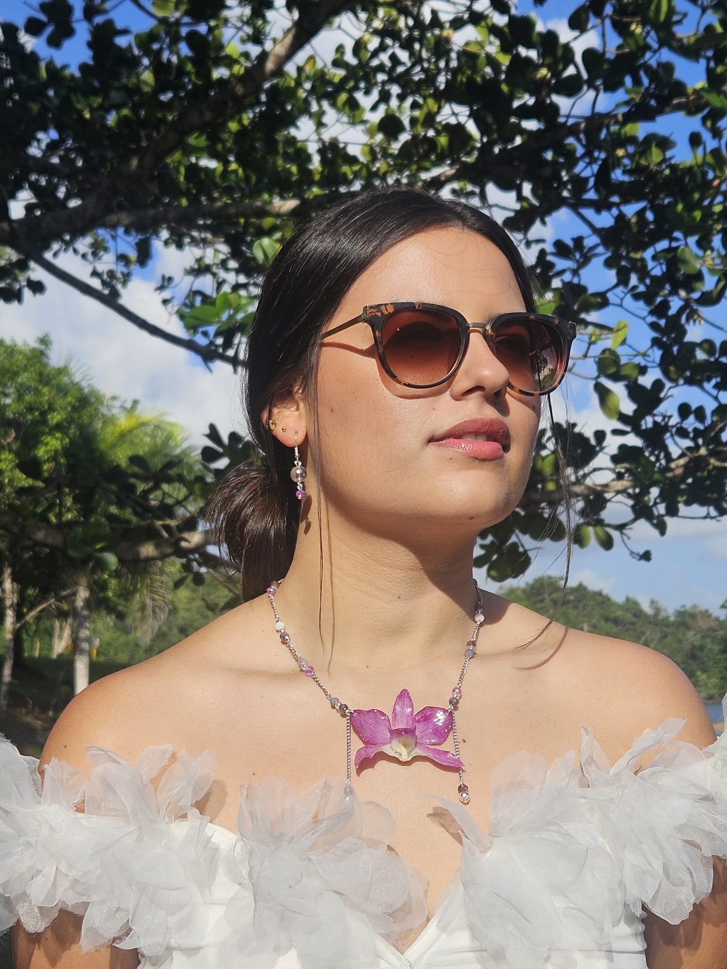 Collar de Orquidea: Violeta