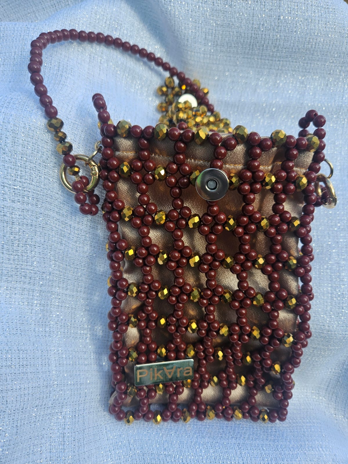 Cartera en Perlas: Terracota y Oro